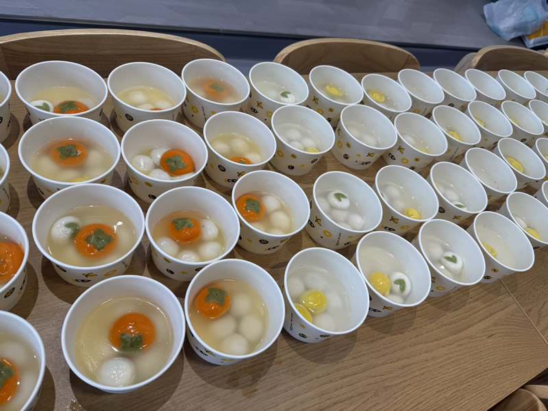 Happy-Lantern-Festival-01