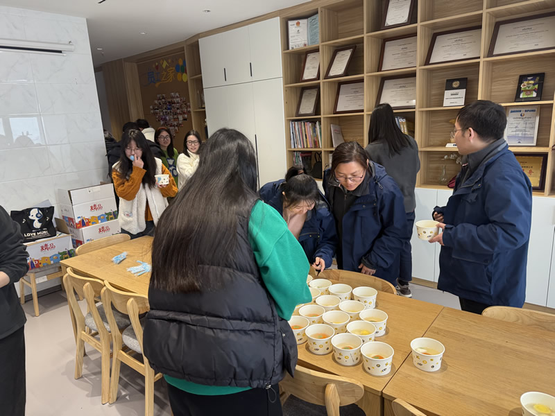 Happy-Lantern-Festival-03